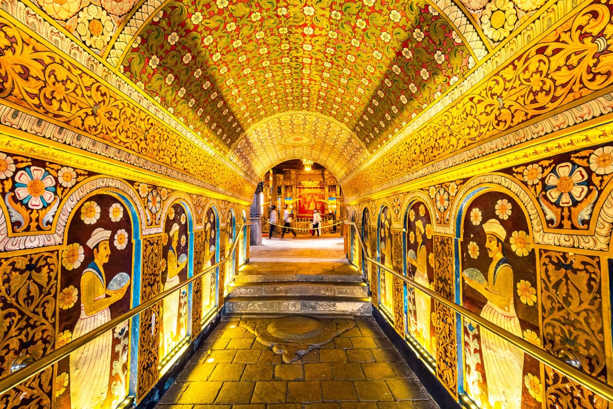 Kandy Temple Of The Tooth Relic